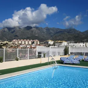 Hotel apartamentowy Ona