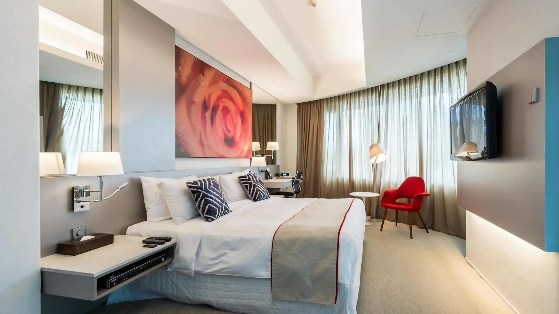 D'Hotel Singapore Managed By The Ascott Limited 4*,  Singapore